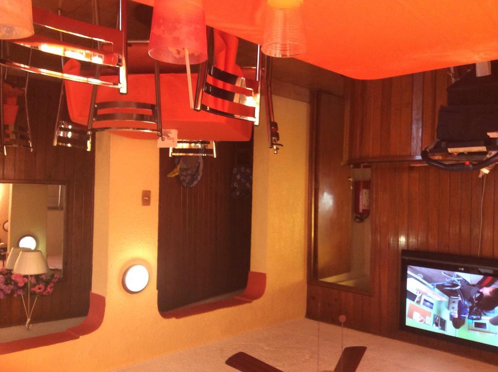 Hotel Maria Esther Matehuala Habitación foto